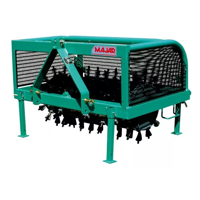 Aérateur à louchet récupérateur