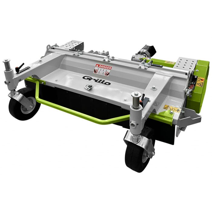 Grillo - Broyeur à fléaux 134 cm avec rouleau à trois séries des couteaux et porte frontale ouvrable