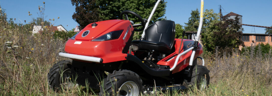 Déboussailleuse autoportée Oleo-Mac Tuareg