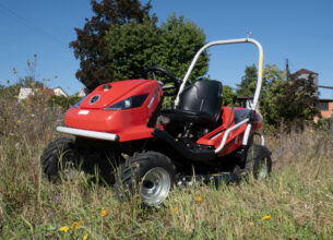Déboussailleuse autoportée Oleo-Mac Tuareg