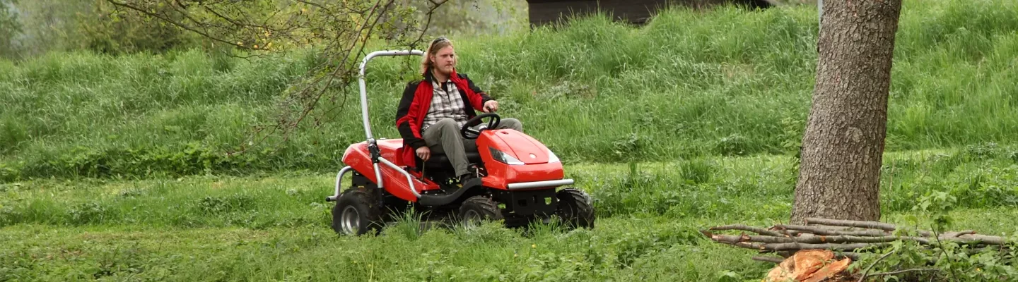 Débroussailleuses Autoportées & Tracteurs | Foliatura